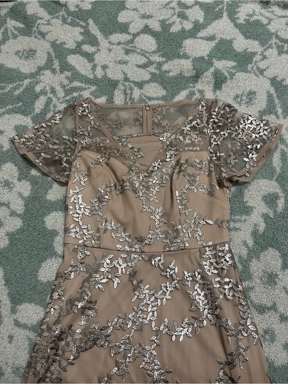 Adrianna Papell dress - Picture 3 of 8